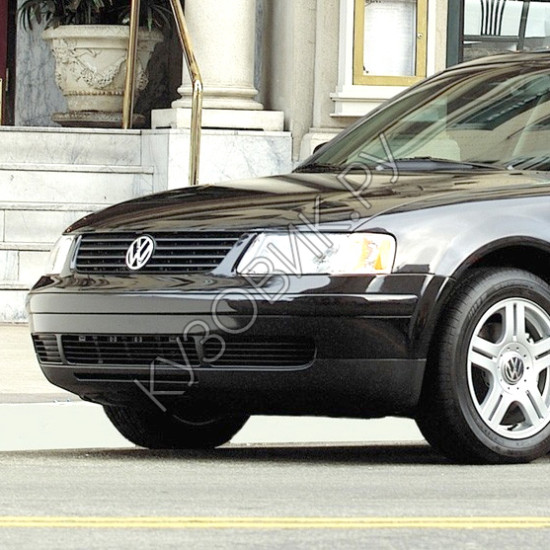 Бампер передний в цвет кузова Volkswagen Passat B5 (1996-2000)